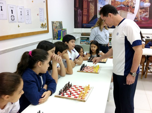 Professor Luiz: Atividade 1 - Xadrez para iniciantes