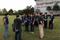 30/10 - Alunos gravaram uma mensagem desejando sucesso ao futuro ministro da ciência e tecnologia, o astronauta brasileiro Marcos Pontes, que recentemente esteve neste mesmo laboratório.