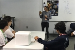 02/11 - aula de Astrobiologia com a Dra petra M Schwendner, cientista alemã que trabalha na University of Florida com pesquisas sobre a microbiologia de Marte.