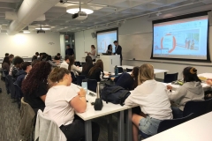 15/7 - Alunos iniciam os trabalhos na Hult International Business School