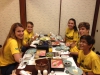 30-alunos-jantando-em-restaurante-de-shabu-shabu